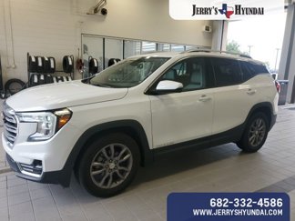 Used 2024 GMC Terrain SLT image 1