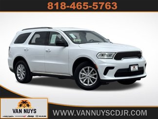 Used 2023 Dodge Durango SXT image 1
