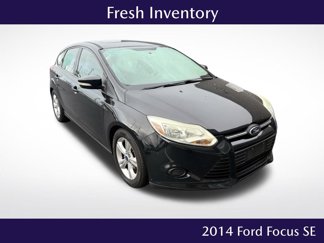 Used 2014 Ford Focus SE w/ SE Winter Package image 1