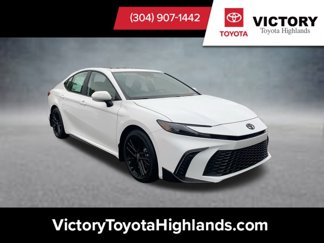 New 2025 Toyota Camry SE image 1