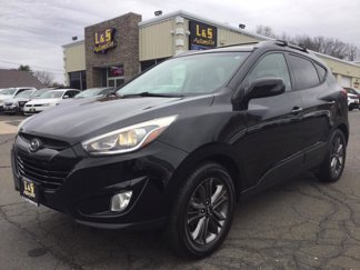 Used 2014 Hyundai Tucson SE image 1
