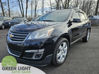 Used 2016 Chevrolet Traverse LT w/ Style and Technology Package image 1