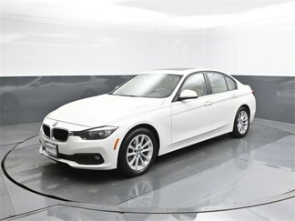 Used 2017 BMW 320i Sedan image 1