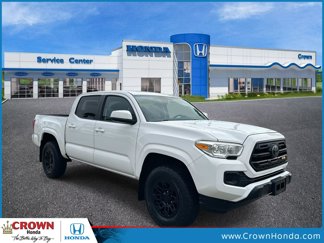 Used 2019 Toyota Tacoma SR image 1