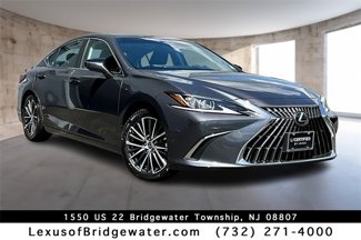Used 2022 Lexus ES 350 w/ Premium Package image 1