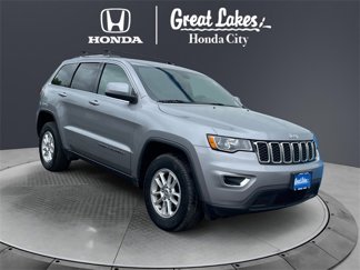 Used 2018 Jeep Grand Cherokee Laredo image 1