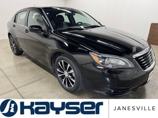 Used 2012 Chrysler 200 S image 1