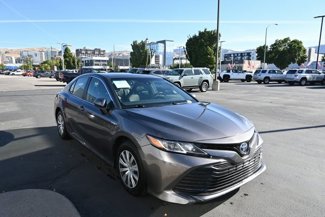 Used 2018 Toyota Camry LE image 1