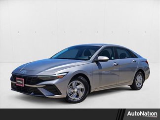New 2025 Hyundai Elantra SE image 1