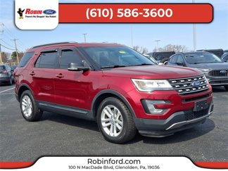 Certified 2017 Ford Explorer XLT image 1