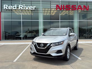 Used 2018 Nissan Rogue SV image 1