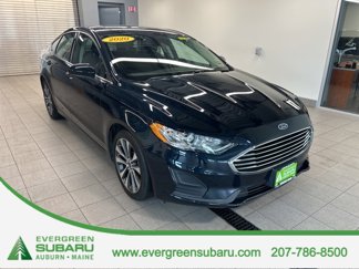 Used 2020 Ford Fusion SE image 1