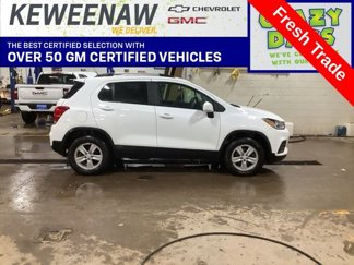 Used 2022 Chevrolet Trax LT w/ Driver Confidence Package image 1