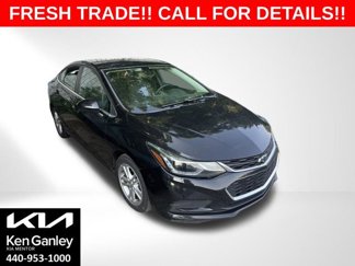 Used 2017 Chevrolet Cruze LT image 1