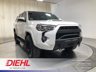 Used 2018 Toyota 4Runner SR5 image 1