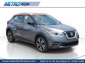 Used 2019 Nissan Kicks SV image 1