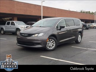 Used 2023 Chrysler Voyager LX image 1