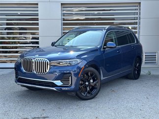 Used 2022 BMW X7 xDrive40i w/ Premium Package image 1