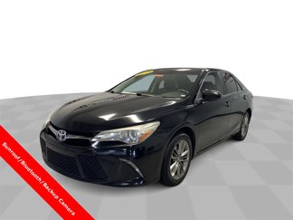 Used 2015 Toyota Camry SE image 1