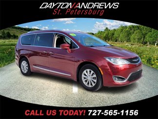Certified 2018 Chrysler Pacifica Touring-L image 1