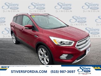 Used 2019 Ford Escape Titanium image 1