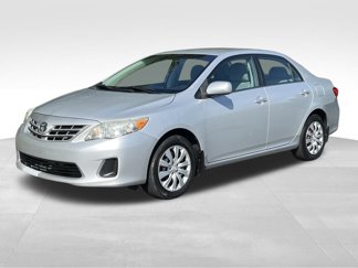 Used 2013 Toyota Corolla LE image 1