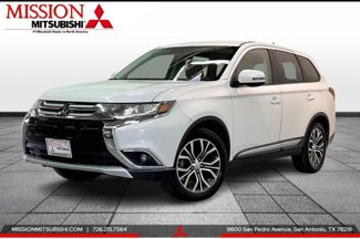 Used 2016 Mitsubishi Outlander SE image 1