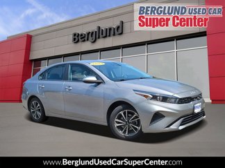 Used 2023 Kia Forte LXS image 1