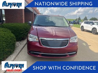 Used 2015 Chrysler Town & Country Limited Platinum w/ Trailer Tow Group image 1
