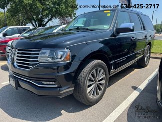 Used 2016 Lincoln Navigator Select image 1