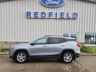 Used 2023 GMC Terrain SLE image 1