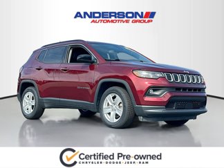 Used 2022 Jeep Compass Latitude image 1