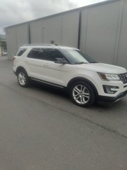 Used 2016 Ford Explorer XLT w/ Equipment Group 201A image 1