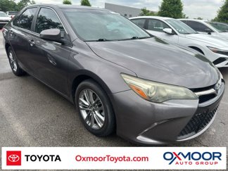 Used 2016 Toyota Camry SE image 1