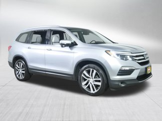 Used 2016 Honda Pilot Touring image 1