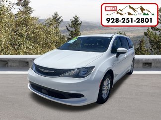 Used 2021 Chrysler Voyager LX image 1
