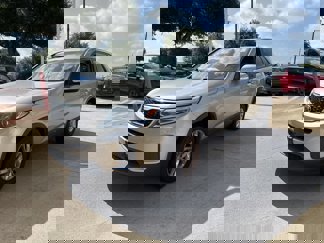 Used 2015 Kia Sorento LX image 1