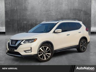 Used 2017 Nissan Rogue SL image 1