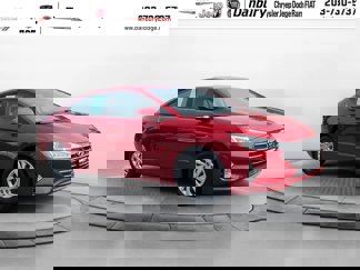 Used 2019 Hyundai Elantra SE image 1