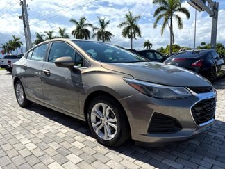 Used 2019 Chevrolet Cruze LT w/ Convenience Package image 1