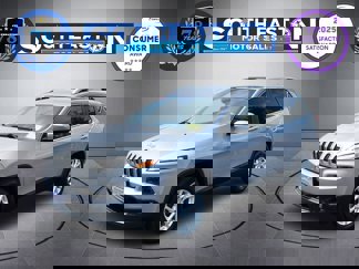 Used 2017 Jeep Cherokee Latitude w/ True North Edition image 1