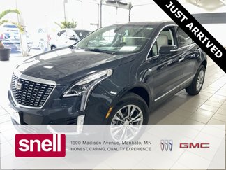 Used 2021 Cadillac XT5 Premium Luxury image 1