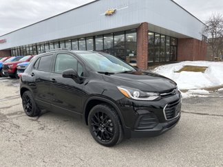 Used 2022 Chevrolet Trax LT w/ Midnight Edition image 1