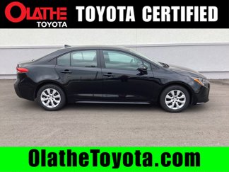 Certified 2022 Toyota Corolla LE image 1