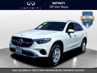 Used 2025 Mercedes-Benz GLC 300 4MATIC image 1