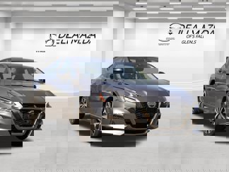 Used 2021 Nissan Altima 2.5 SR w/ SR Premium Package image 1