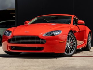 Used 2010 Aston Martin V8 Vantage Coupe image 1