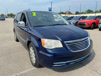 Used 2012 Chrysler Town & Country Touring-L w/ Driver Convenience Group image 1