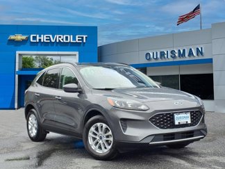 Used 2021 Ford Escape SE w/ Cold Weather Package image 1