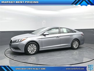Used 2016 Hyundai Sonata SE image 1
